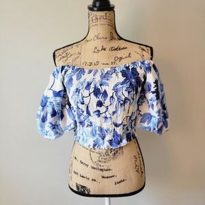 NWT H&M Blue and White Floral Off-Shoulder Blouse